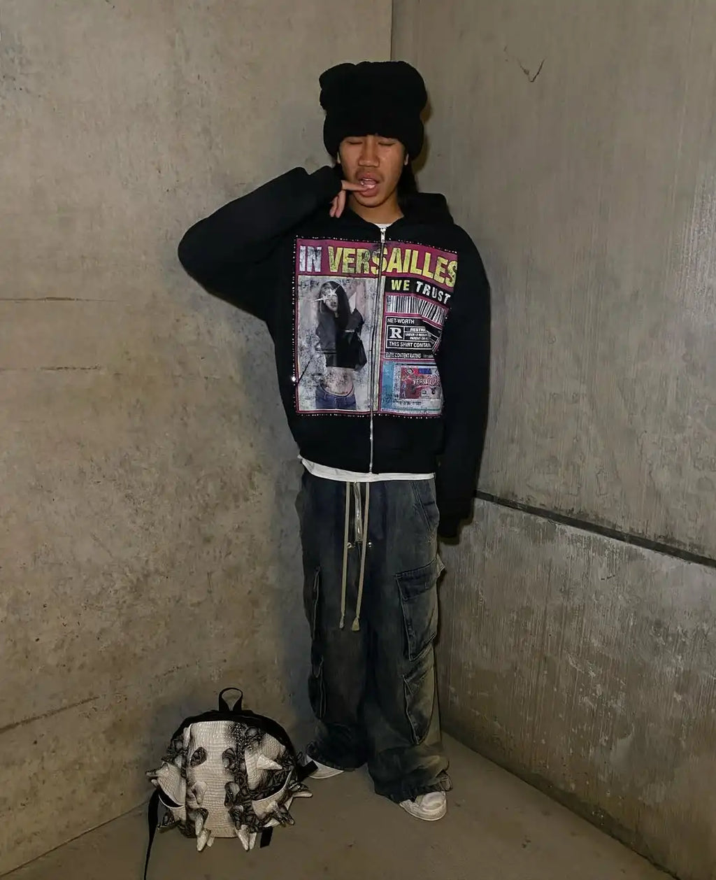"VERSAILLES" ZIP HOODIE